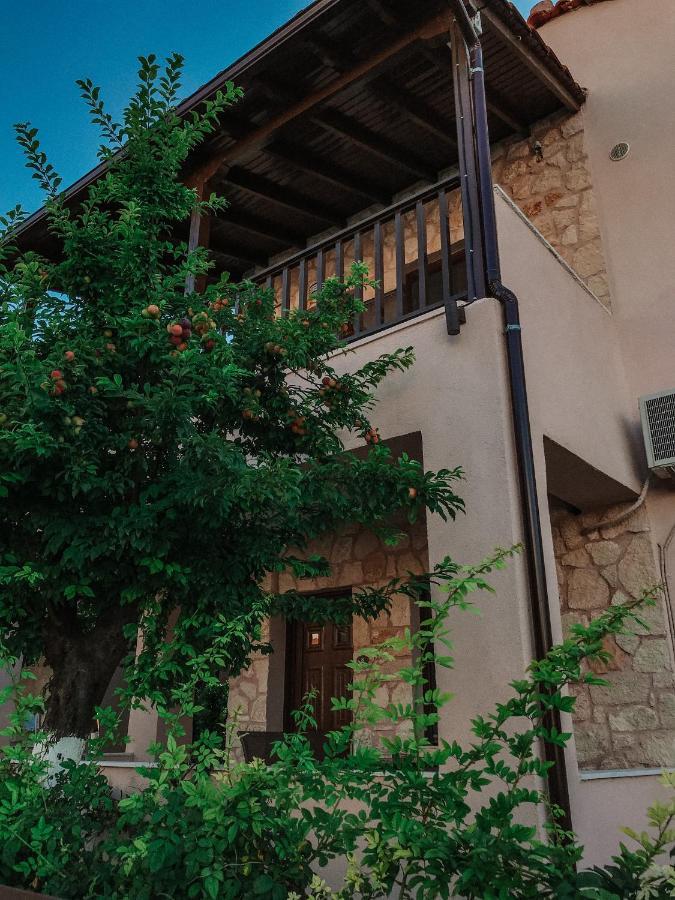Liogerma Apartments Pefkochori Exterior photo